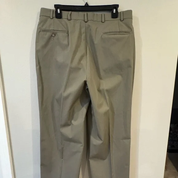 Brooks Brothers Poplin Cotton Blend Suit Size 39R 34x30 Olive Green Cuff Pant